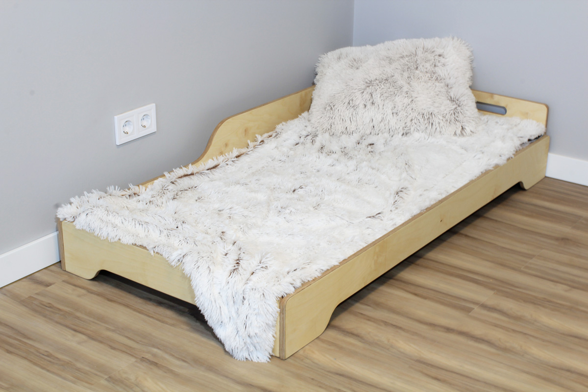 Low_bed_lea_one_scooped_right_4_1.jpg