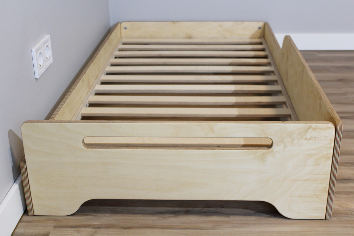 Low_bed_lea_one_scooped_right_6.jpg